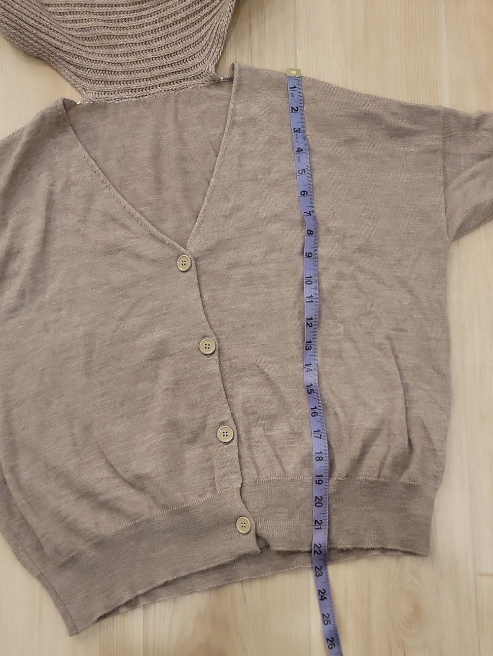 Maison Margiela MM6 Taupe Knit Cardigan with Attached Scarf sz M - Picture 10 of 16